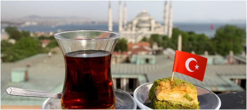 Istanbul food guide travel tips
